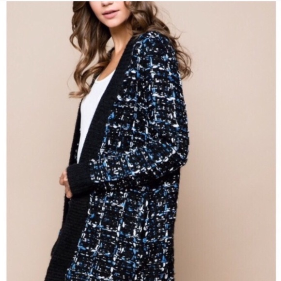 Black Comfy Cardigan - Picture 4 of 8